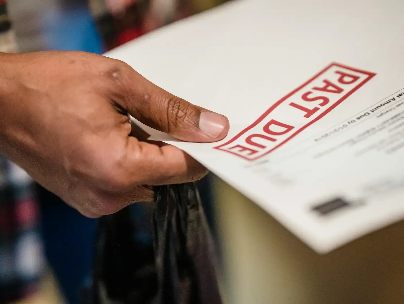 Past-due invoice paperwork — debt recovery in Alberta