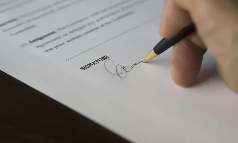 What Happens When Someone Breaches a Contract?
